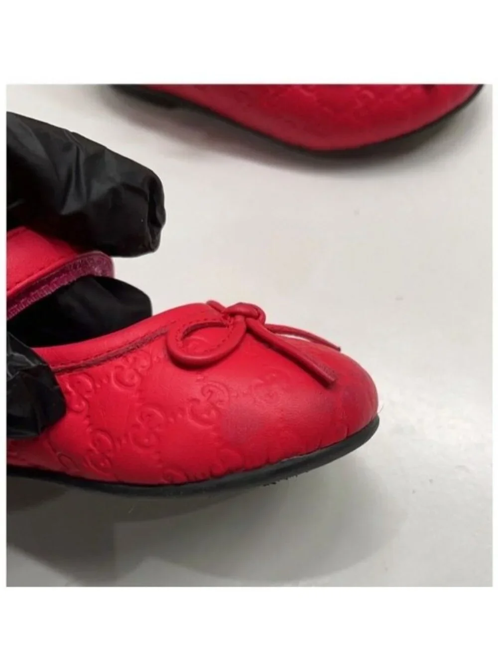 Authentic Gucci Baby Girls Red Microguccissima Leather Mary Jane Flats Size 20 E